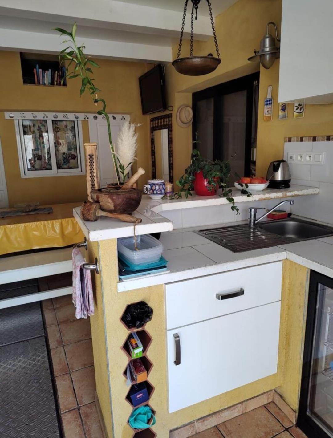 Dorm Hostel Camp Backpackers Marsilya Dış mekan fotoğraf
